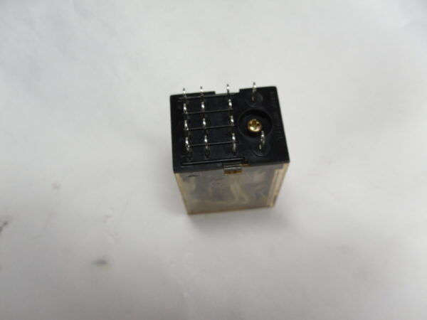 LOT OF 6 OMRON MY4ZN RELAY 24VDC - Image 4