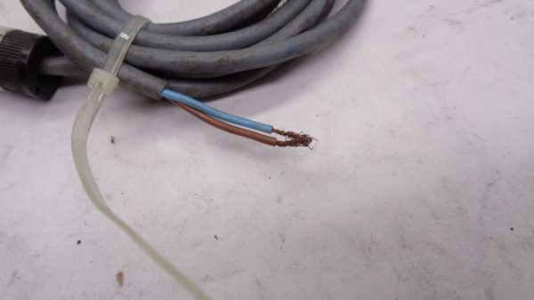 NEW TELEMECANIQUE XSA-A05020 PROXIMITY SENSOR - Image 2