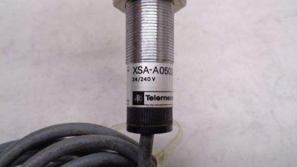 NEW TELEMECANIQUE XSA-A05020 PROXIMITY SENSOR - Image 6