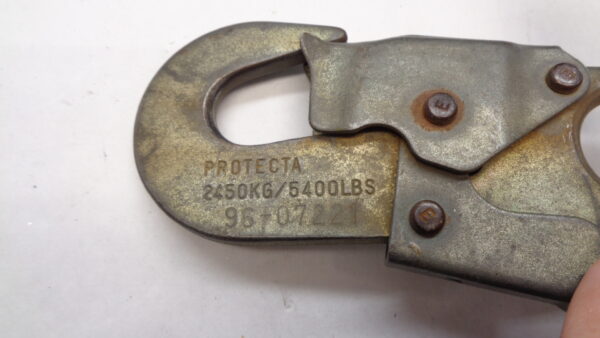 PROTECTA JRG FALL AREST DEVICE 10 METERS 310 LBS - Image 5
