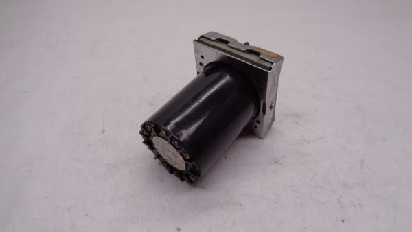 EAGLE SIGNAL CT5312A6 ELECTRONIC TIMER SECOND LED DISPLAY 120V 60HZ 5A - Image 2
