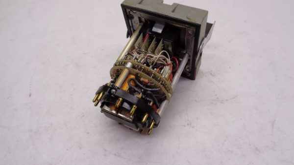 EAGLE SIGNAL CT5312A6 ELECTRONIC TIMER SECOND LED DISPLAY 120V 60HZ 5A - Image 3