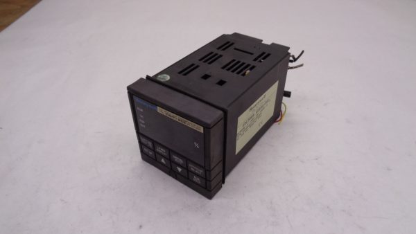 HONEYWELL DC300K-E-000-20-000D-0 DIGITAL CONTROLLER UDC3000 VERSA-PRO