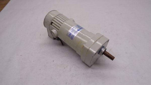 K-TRON SODER 9473700540 D.C.GEARMOTOR HP .075 VOLTS 180 AMPS .52 R.P.M. 95