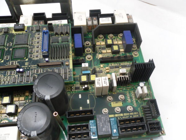 FANUC A06B-6105-H002 /C SERVO AMPLIFIER A06B6105H002 - Image 4