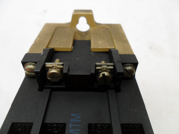 LOT OF 4 ALLEN BRADLEY 700-P400A1 /B AC RELAYS 600V W/ PA236 COIL 115-120V - Image 5