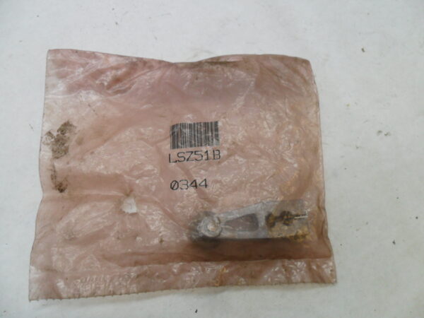 LOT OF 2 NEW SEALED HONEYWELL MICRO SWITCH LSZ51B LIMIT SWITCH ROLLER LEVER - Image 2