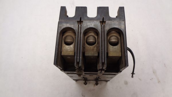 GENERAL ELECTRIC TFJ236175 CIRCUIT BREAKER - Image 4