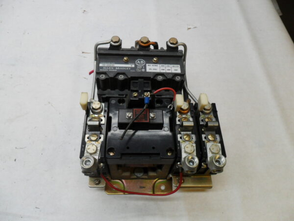 ALLEN BRADLEY 709-DOD103 /K SIZE 3 STARTER W/ 73A86 110/120V 50/60HZ 709-D0D103