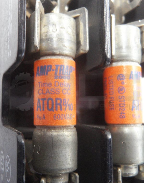 FERRAZ SHAWMUT 30312R FUSE HOLDER 600V 30/200A W/ 2X ATQR8/10 AMP-TRAP 2000 FUSE - Image 4