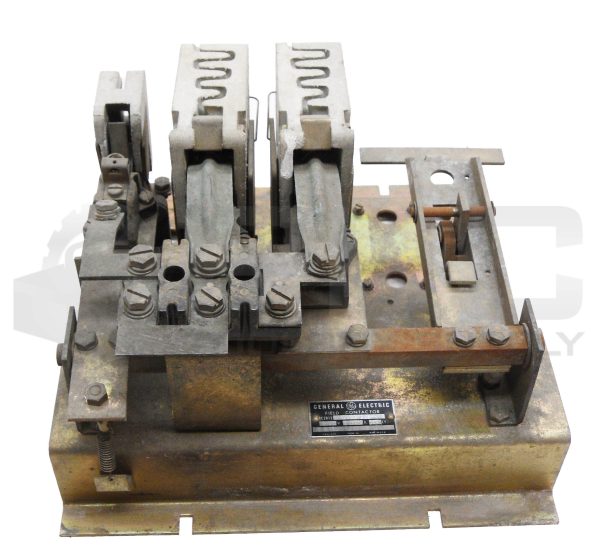 GENERAL ELECTRIC IC2812 B107 BA3 FIELD CONTACTOR 250V 100A