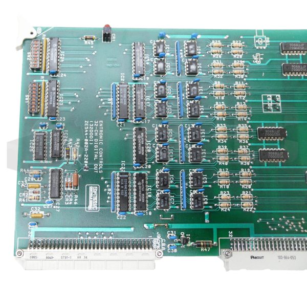 ENTRONIC CONTROLS ZE544-002A-220 32 CHANNEL DIGITAL OUTPUT BOARD - Image 2