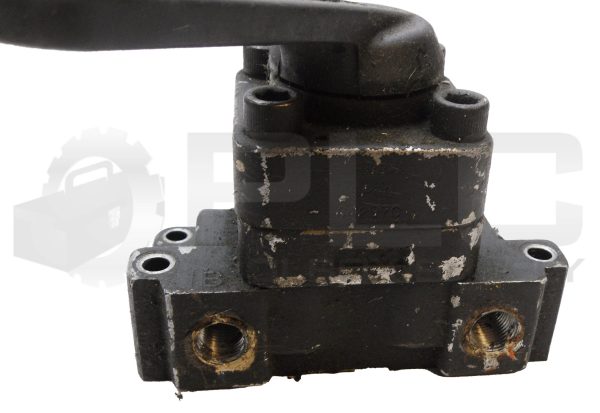 ENERPAC CN680-026 MANUAL VALVE 4 WAY 3 POSITION - Image 3