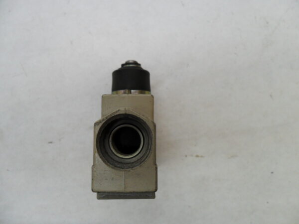 OMRON ZE-N-2S LIMIT SWITCH 15A 125/480VAC - Image 4