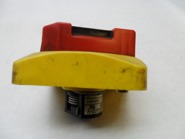 ALLEN BRADLEY 194R-HS4E /A DISCONNECT SWITCH - Image 3