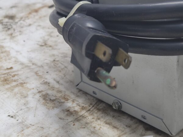 RODIX FC-40 FEEDER CUBE 21665 121-880 120VAC 50/60HZ 15A *PARTS ONLY* - Image 5
