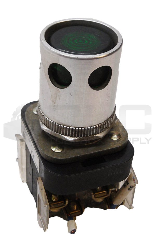 ALLEN BRADLEY 800T-QAH24G /T PUSH BUTTON GREEN 24V W/ 800T-XA /D CONTACT BLOCK