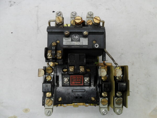 ALLEN BRADLEY 709-COD103 /K STARTER W/ 72A86 COIL 50/60HZ 709-C0D103 *READ* - Image 2