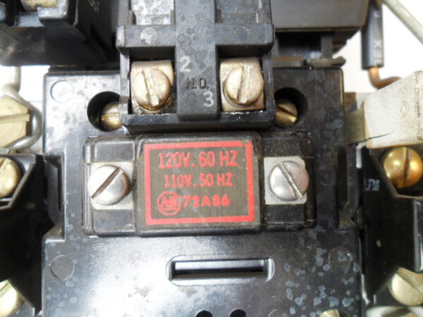 ALLEN BRADLEY 709-COD103 /K STARTER W/ 72A86 COIL 50/60HZ 709-C0D103 *READ* - Image 5