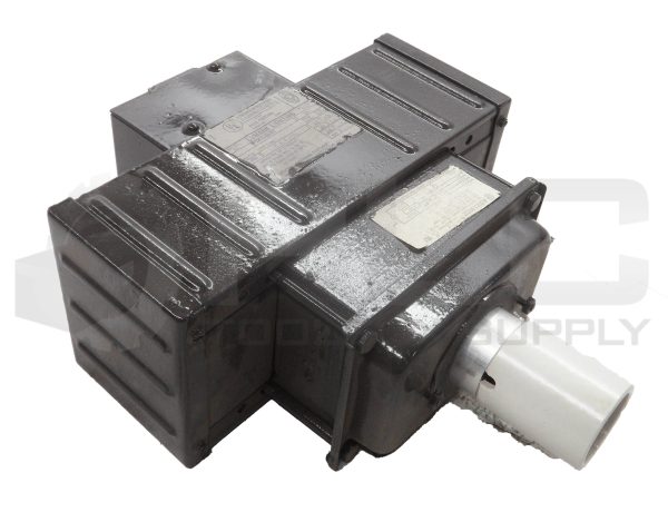 NEW LUMARK LIGHTING HPLM-5-400-MT HID LIGHT FIXTURE 400W 120/208/240/277V *READ* - Image 2