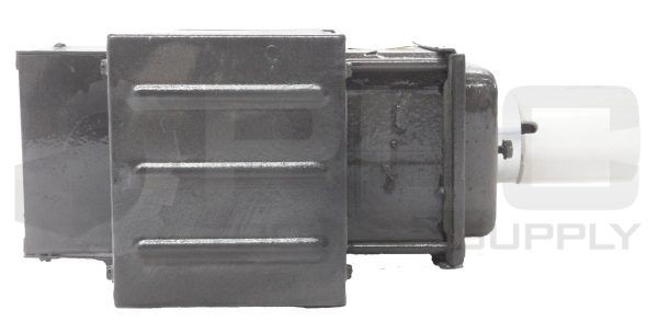NEW LUMARK LIGHTING HPLM-5-400-MT HID LIGHT FIXTURE 400W 120/208/240/277V *READ* - Image 3