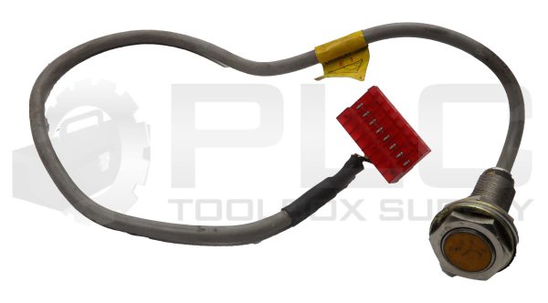 OMRON TL-X5E1 PROXIMITY SWITCH 10-40VDC 3/4" THREAD W/ 18" CABLE