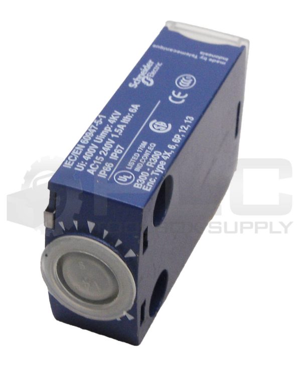 NEW SCHNEIDER ELECTRIC ZCMD21 LIMIT SWITCH BODY 400V 6A