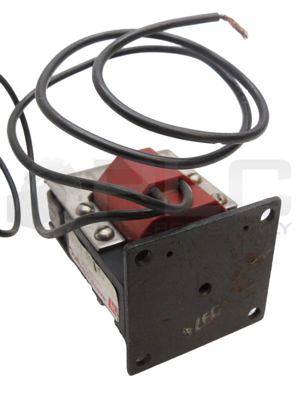 NEW NAMCO CONTROLS EB 200 19754 SOLENOID W/ EB201 71101 COIL 110-120V 60HZ - Image 3