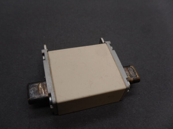 SIEMENS 3NA2824 FUSE 80A 600VAC - Image 3