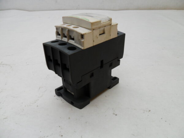 NEW SCHNEIDER ELECTRIC LC1D25G7 CONTACTOR 600V W/ G7 COIL 120V 50/60HZ *READ* - Image 3
