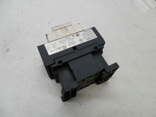 NEW SCHNEIDER ELECTRIC LC1D25G7 CONTACTOR 600V W/ G7 COIL 120V 50/60HZ *READ* - Image 4