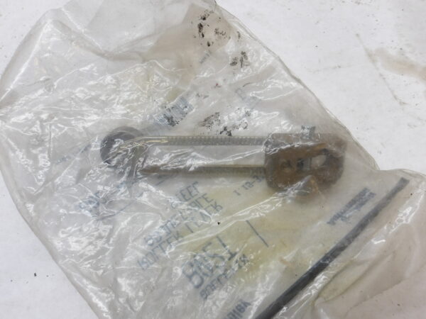 SEALED NEW ALLEN BRADLEY 802T-W2B /B CONTROL ARM ROLLER LEVER - Image 2
