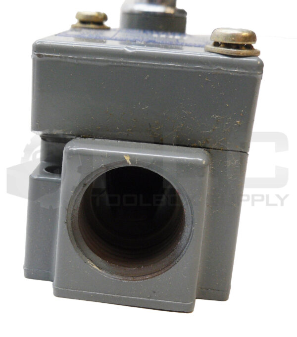 NEW SQUARE D 9007 B52B2 /A LIMIT SWITCH 600V AC/DC *READ* - Image 3