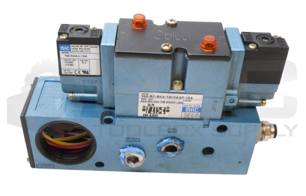 MAC VALVES 82A-BC-BKA-TM-DAAP-1DA SOLENOID VALVE W/ (2) TM-DAAJ-1DA COIL
