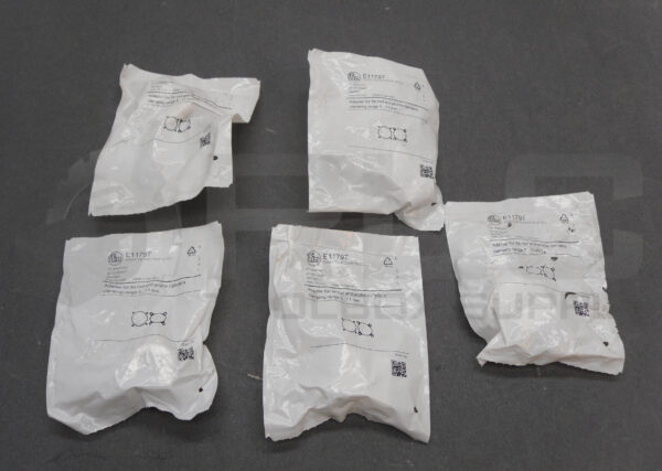 LOT OF 5 SEALED NEW IFM ELECTRONIC E11797 TIE ROD CYLINDER BRACKET 5-11MM