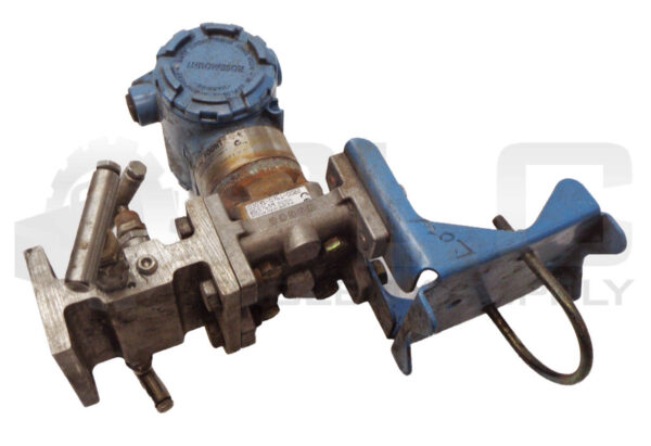 ROSEMOUNT 03031-0761-0022 PRESSURE TRANSMITTER W/ M4AVS MANIFOLD 02-2565-541