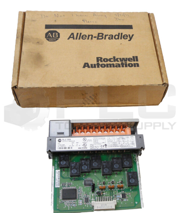 NEW ALLEN BRADLEY 1746-OX8 /A OUTPUT MODULE 50/60HZ 5-250VAC 1746-0X8 *READ*