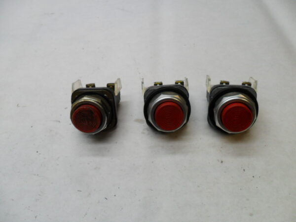 LOT OF 3 ALLEN BRADLEY 800T-B... /T PUSH BUTTON RED W/ 800T-XD2 /D CONTACT BLOCK