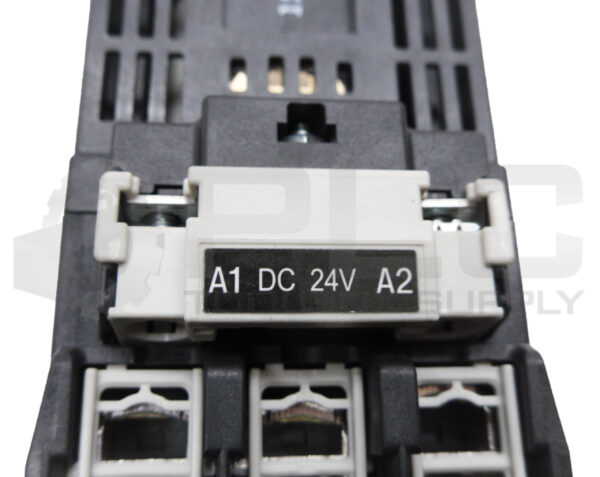 FUJI ELECTRIC SC-E2S/G CONTACTOR 600V 70A W/ A1DC24VA2 COIL 24VDC - Image 5