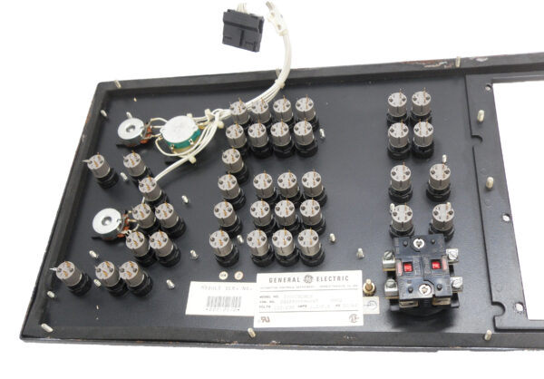 GENERAL ELECTRIC 2000CNCMCS CONTROL PANEL 115/230V 1.2/0.6A 44A850098-G47 - Image 3