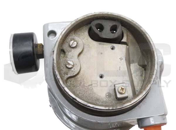 FISHER CONTROLS 846-DS1J1 CURRENT TO PRESSURE TRANSDUCER 35PSI - Image 4