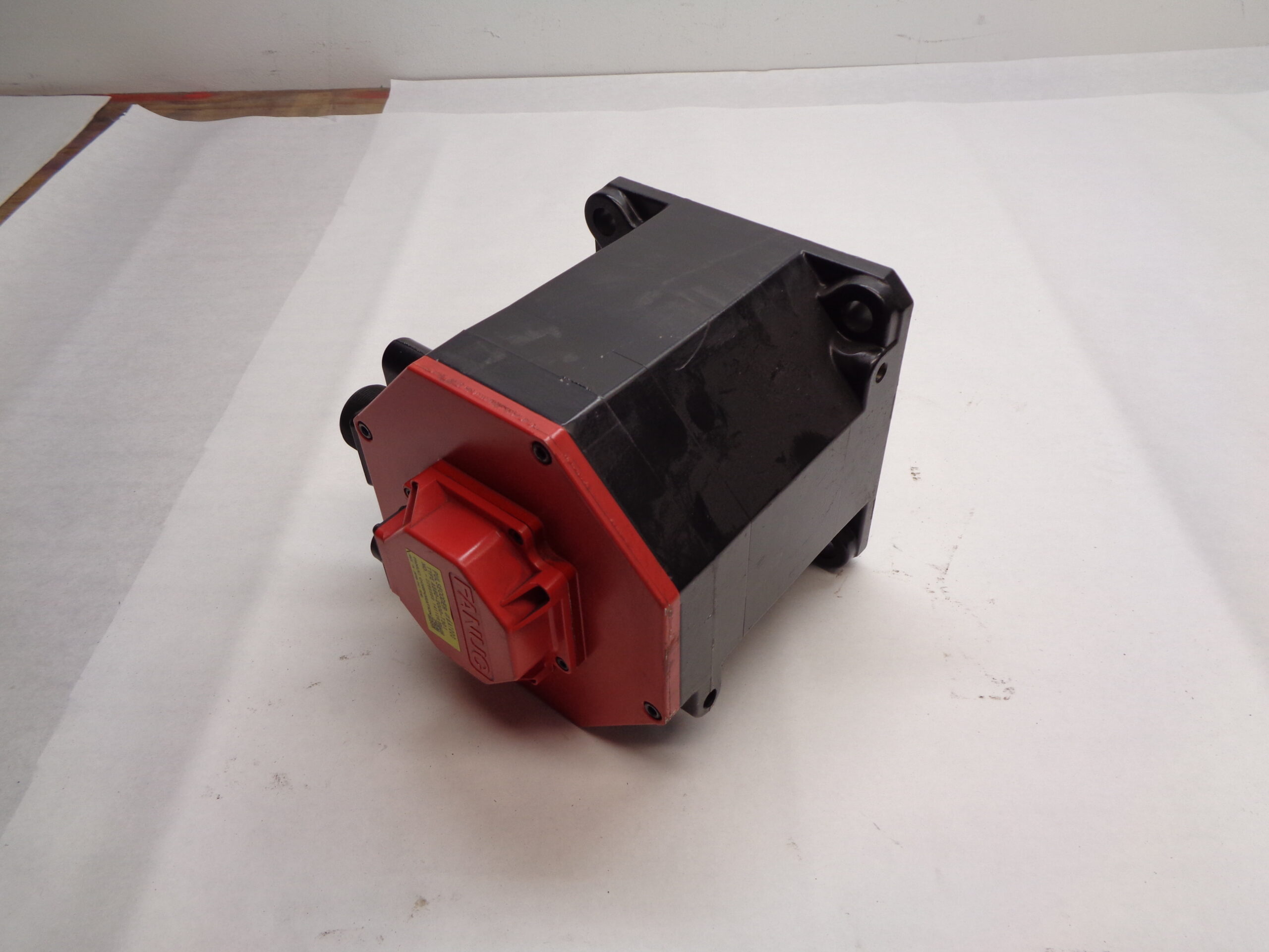 NEW FANUC A06B-0243-B100 AC SERVO MOTOR AIF 12/4000 W/ A860-2000-T301 ...