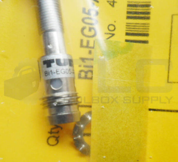 LOT OF 5 SEALED NEW TURCK BI1-EG05-AP6X-V1331 INDUCTIVE SENSOR 10-30VDC 4608640 - Image 4