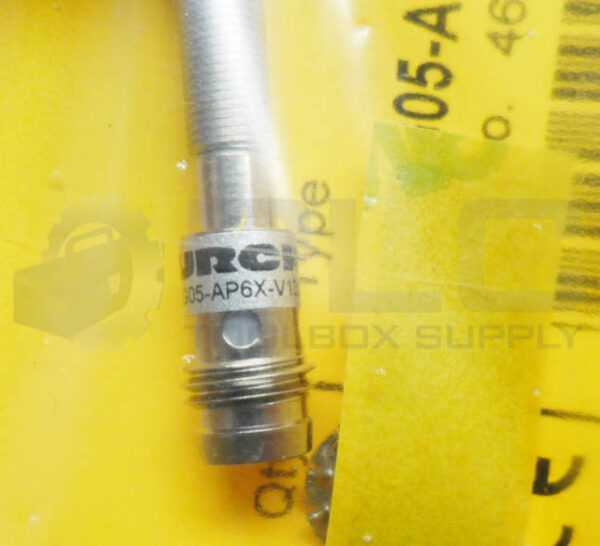 LOT OF 5 SEALED NEW TURCK BI1-EG05-AP6X-V1331 INDUCTIVE SENSOR 10-30VDC 4608640 - Image 5