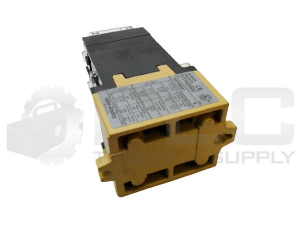 ALLEN BRADLEY 700-P800A1 /D AC RELAY 10A 600VAC - Image 3