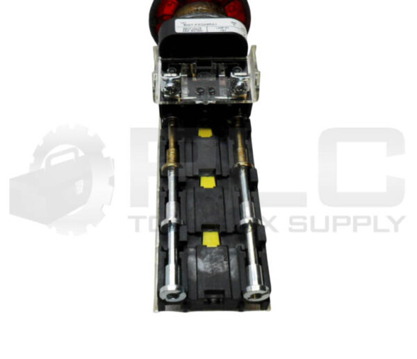 ALLEN BRADLEY 800T-FXQ24RA1 /T PUSH BUTTON W/ (3) 800T-XD4 /E W/ 800T-XAI /E - Image 3