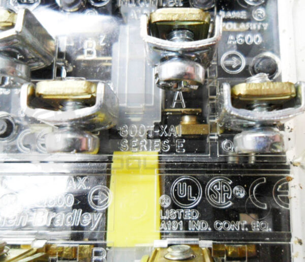 ALLEN BRADLEY 800T-FXQ24RA1 /T PUSH BUTTON W/ (3) 800T-XD4 /E W/ 800T-XAI /E - Image 5