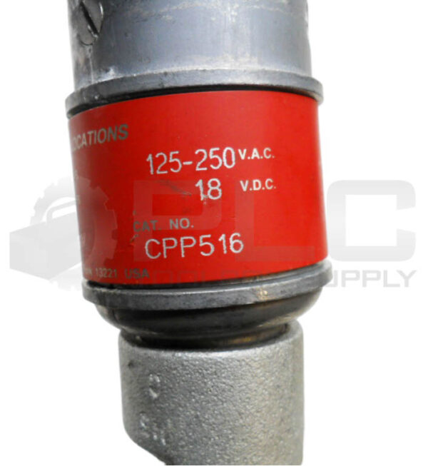 CROUSE HINDS CPP516 ARKTITE PLUG 125-250VAC W/ LEVITON NEMA 5-15 CONNECTOR - Image 5