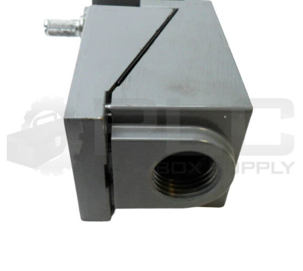 ALLEN BRADLEY 802T-ATP /J OILTIGHT LIMIT SWITCH W/ 40146-071-53 OPERATOR HEAD - Image 4