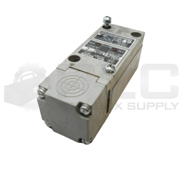 ALLEN BRADLEY 802PR-LABB2 /C PROXIMITY SWITCH 60-132VAC 50/60HZ 1A - Image 2